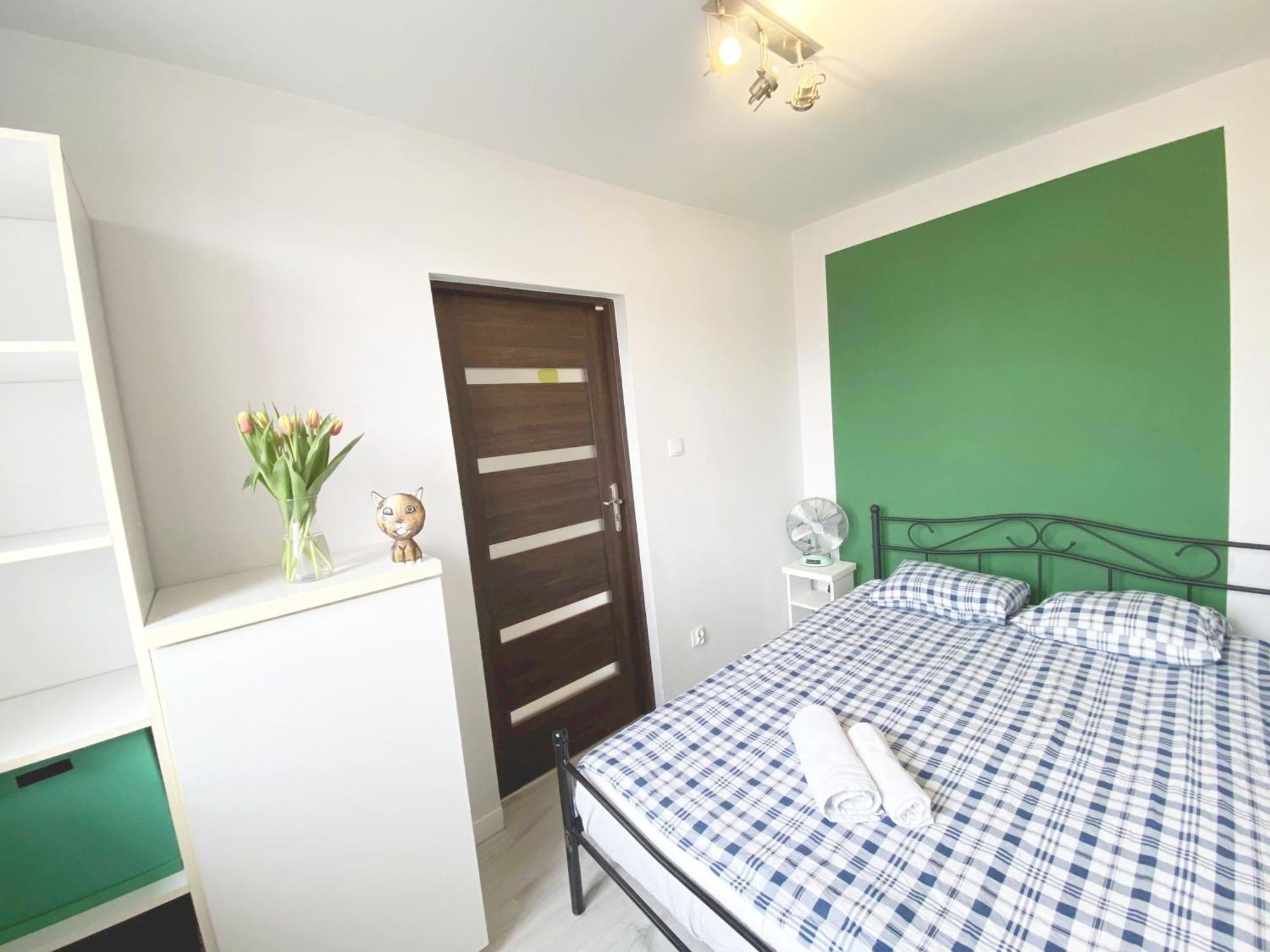 3Rooms-Balcony-Pkp - Deerrest Apart ヴロツワフ エクステリア 写真