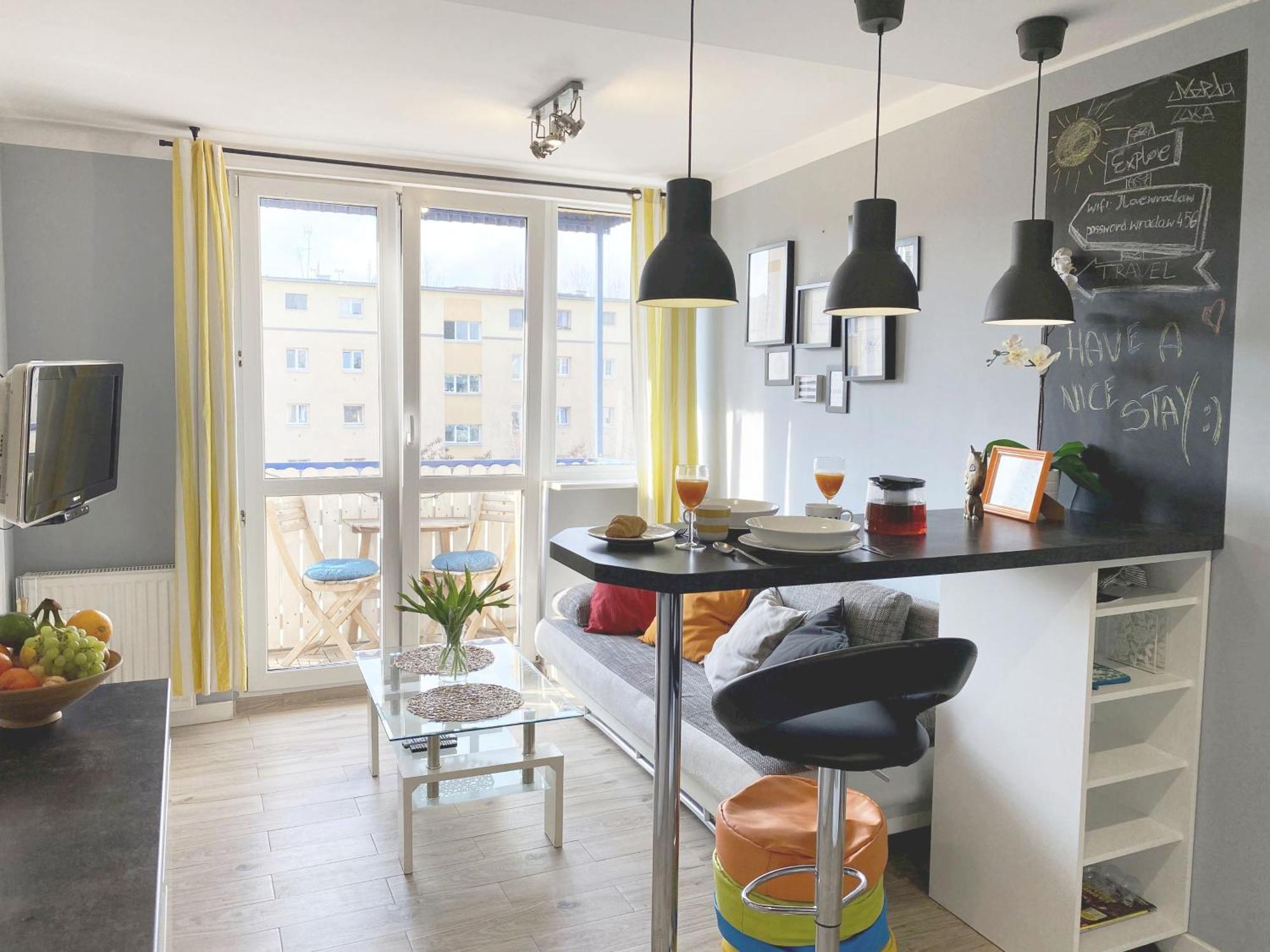 3Rooms-Balcony-Pkp - Deerrest Apart ヴロツワフ エクステリア 写真